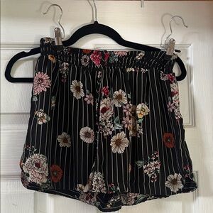 Joe Benbasset Black Floral High Waist Shorts